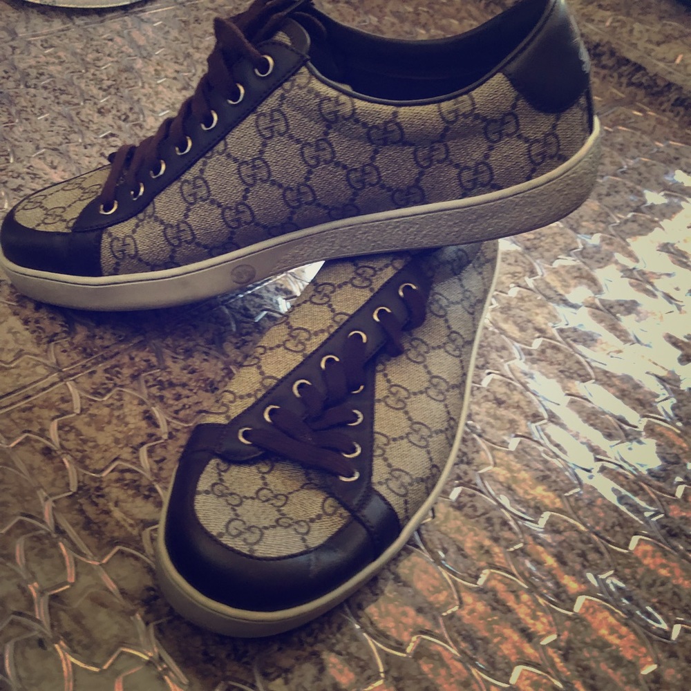 Men’s Gucci sneakers